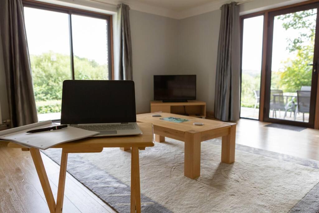 Holiday home Spacious With Estuary Views Near Llansteffan
