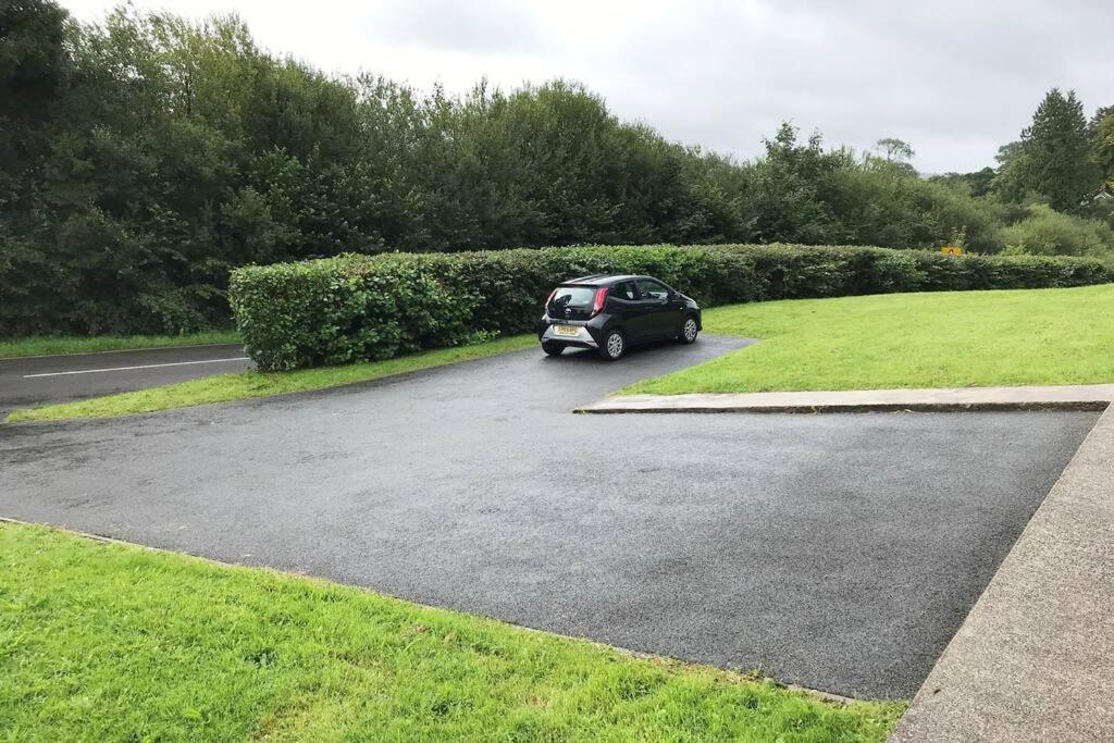 Spacious With Estuary Views Near Llansteffan * Carmarthen