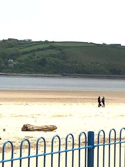 Holiday home Spacious With Estuary Views Near Llansteffan